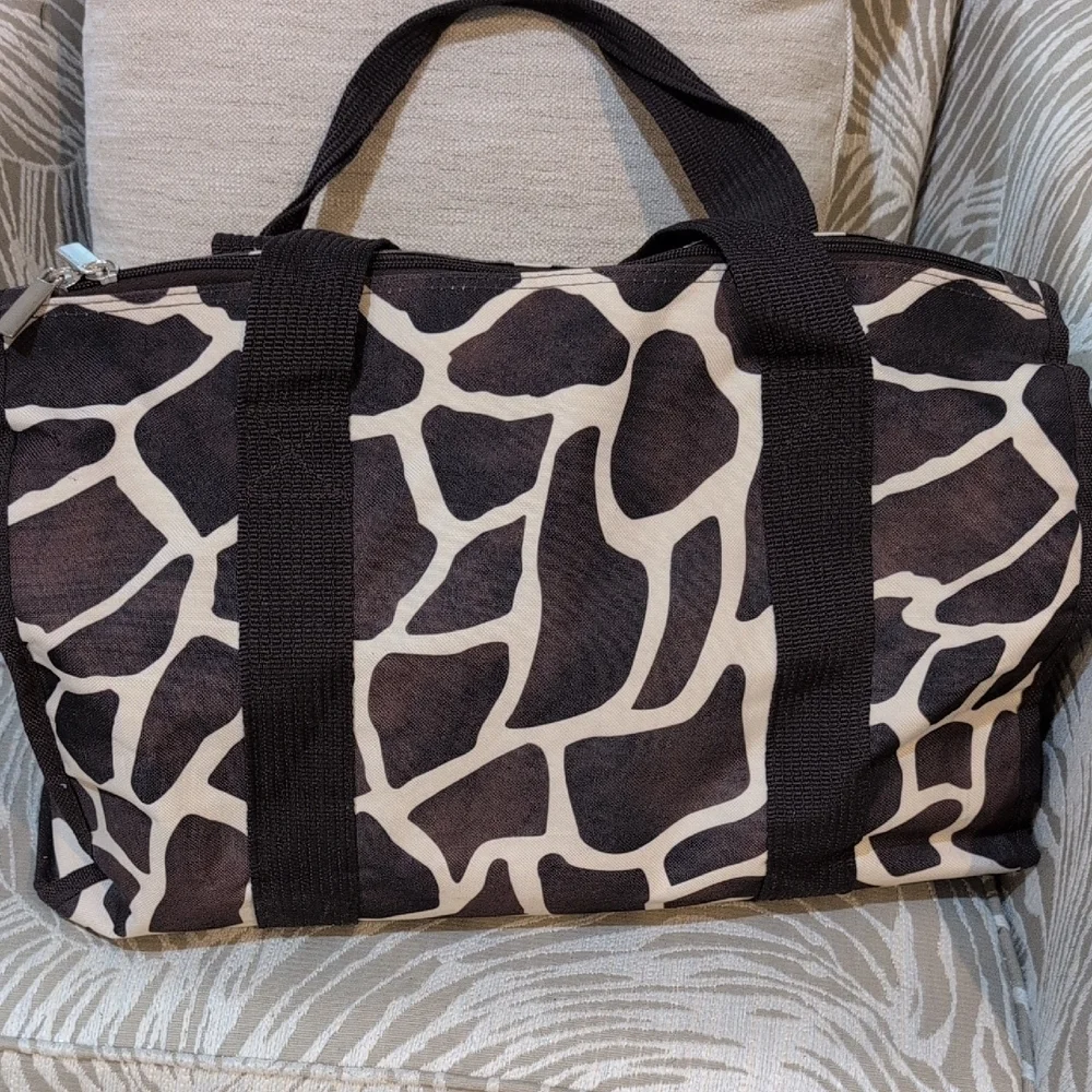 Stylish Giraffe Print  Weekender / Carry On Or Tote Bag
